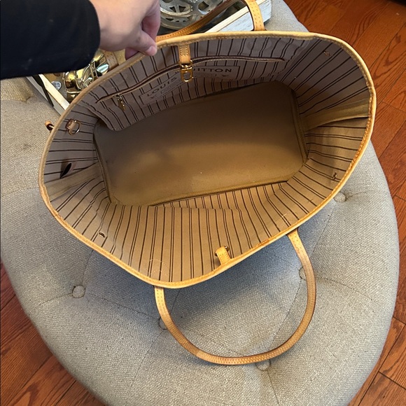 Louis Vuitton Neverfull Beige Monogram MM shoulder bag - Picture 6 of 15